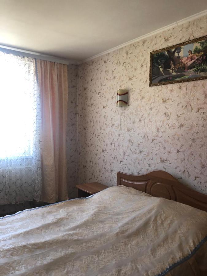 Садиба Диво Квітка Tatariw Exterior foto