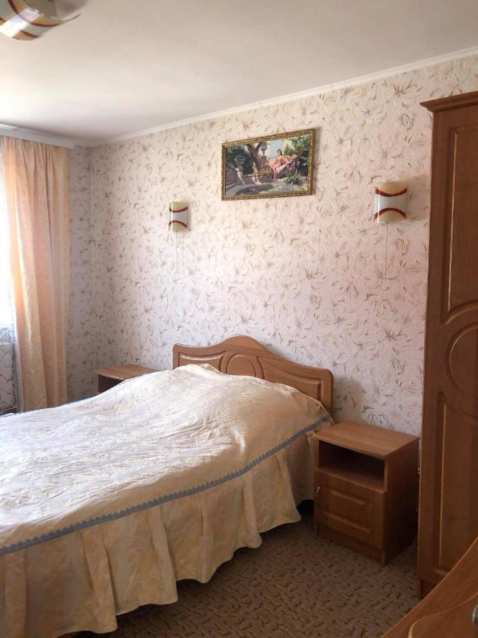 Садиба Диво Квітка Tatariw Exterior foto
